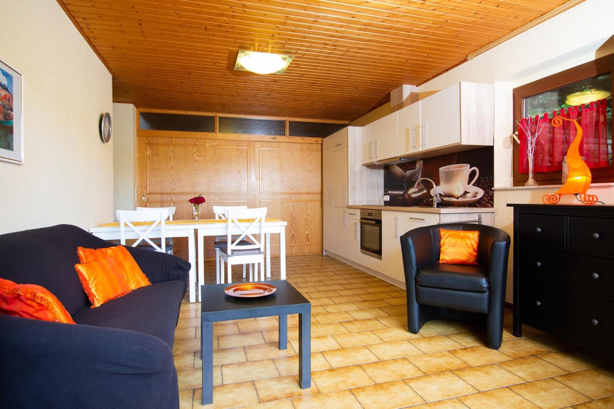 Bad Wünnenberg Ferienwohnung "Kirchblick" Im Ferienhaus Blumenhain מראה חיצוני תמונה