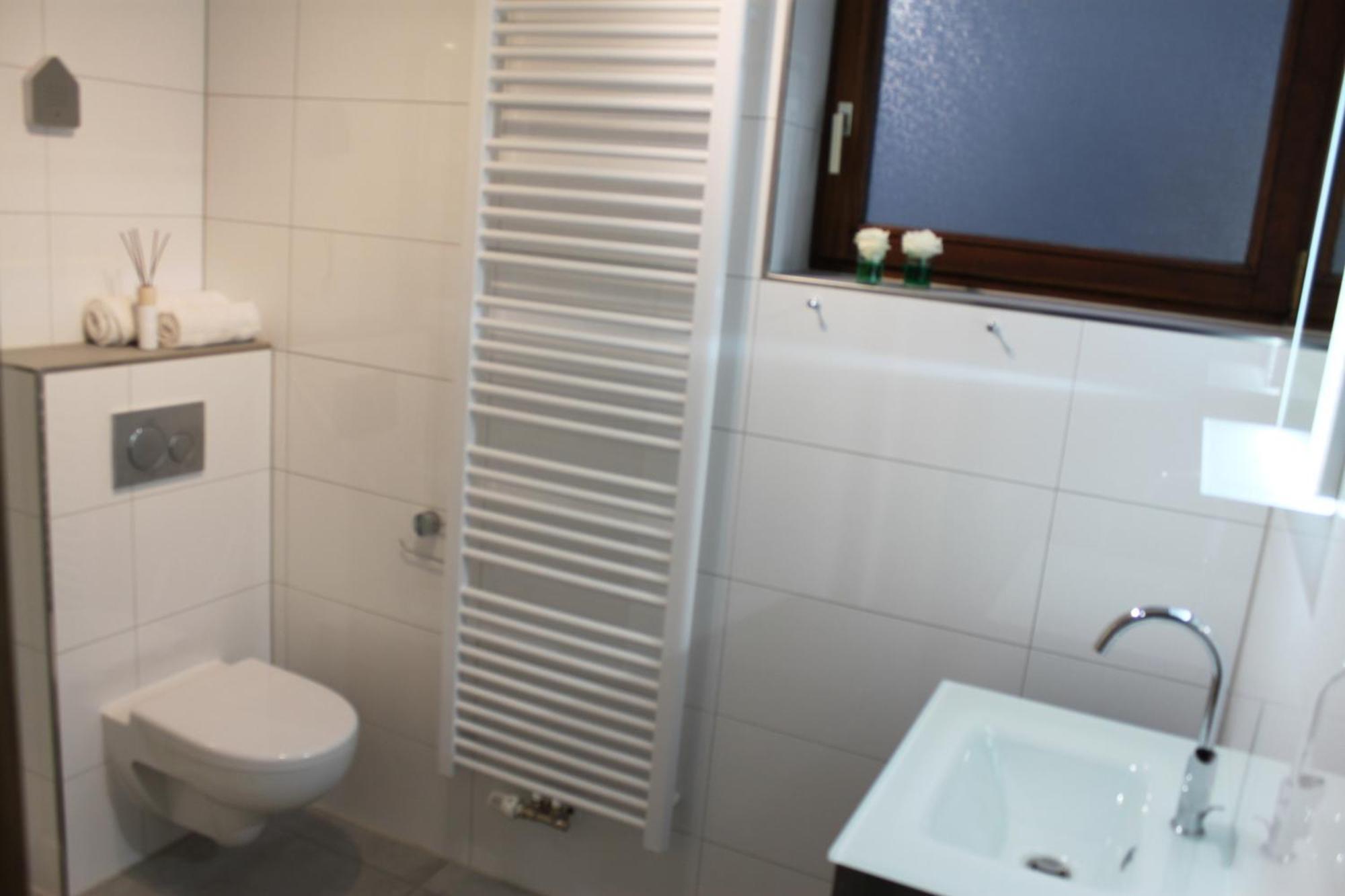 Bad Wünnenberg Ferienwohnung "Kirchblick" Im Ferienhaus Blumenhain מראה חיצוני תמונה
