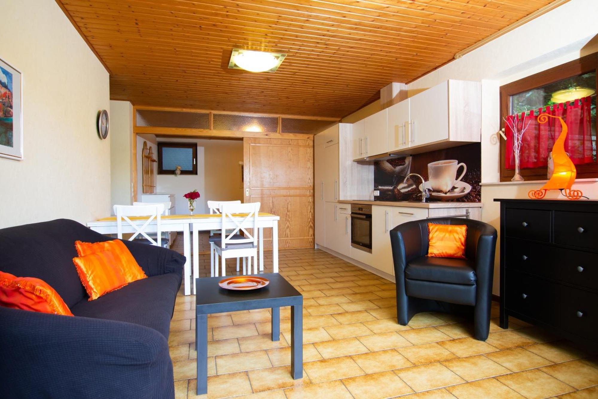 Bad Wünnenberg Ferienwohnung "Kirchblick" Im Ferienhaus Blumenhain מראה חיצוני תמונה
